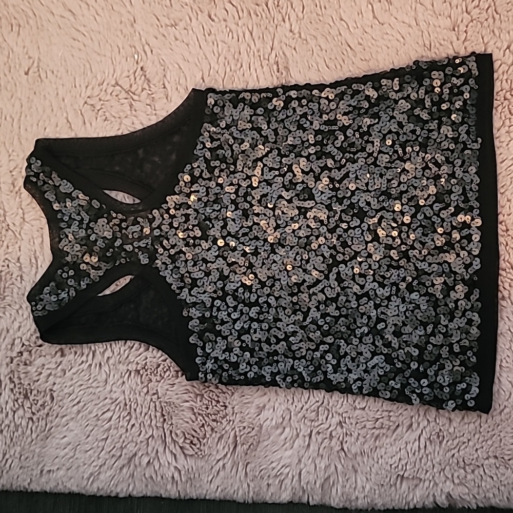 Razor back top - Picture 2 of 4